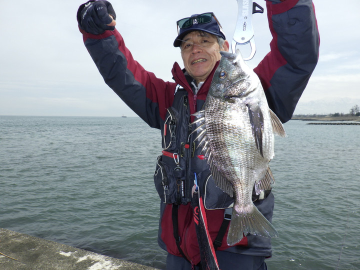 富山は、お・ま・か・せ！ : ウキ釣りに行って来ました！！