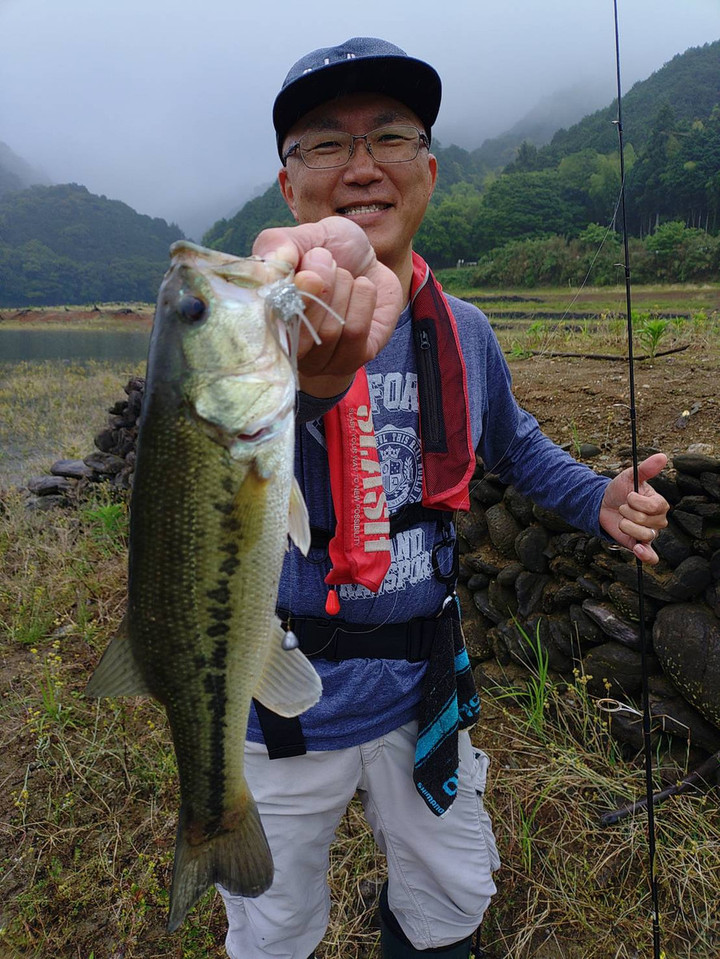 バス釣りまとめ売り うどん県釣り紀行！なんが釣れよん？ : 黒瀬ダム バス釣行