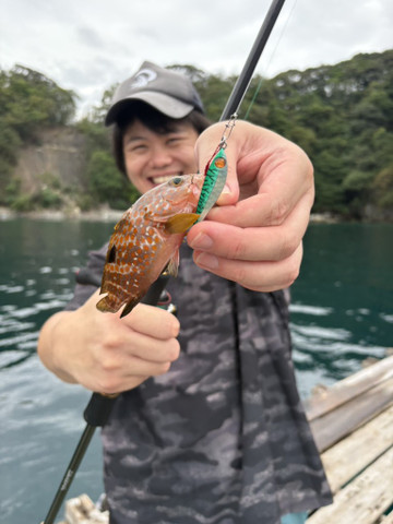630239365733810449_medium_2