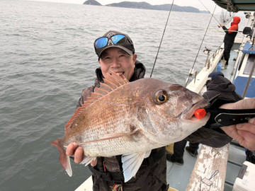 606654141372825996_medium